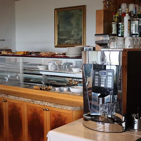Hotel Alla Pineta Montebelluna